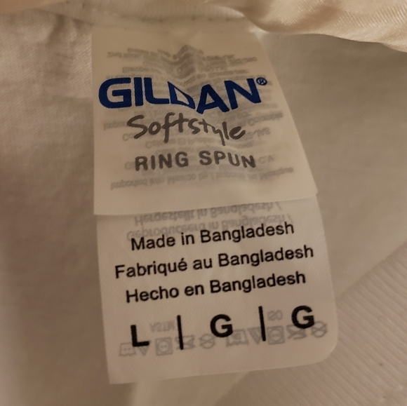 "The One Where I'm the Bride" FRIENDS White Bridal T-shirt - Picture 4 of 5